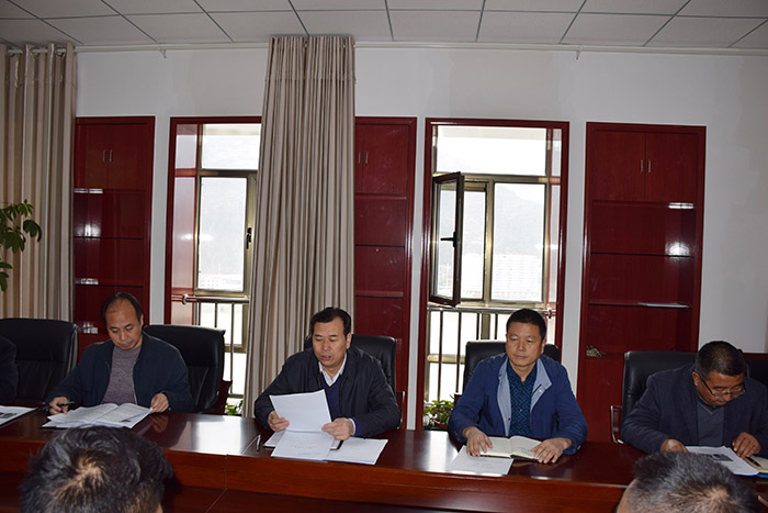 市龍江公司召開全體員工大會，專題傳達學習上級會議精神