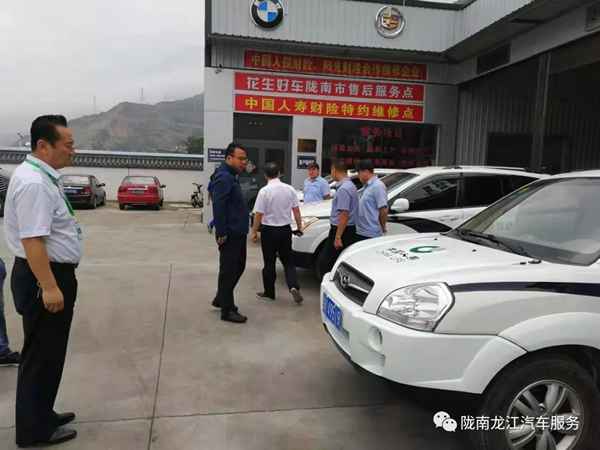 金錘鈑金，銀槍噴漆！龍江汽修值得信賴！